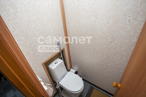
  Продается 2-комн. квартира, 49.7 м², Назарова ул, д. 4
. Фото 7.