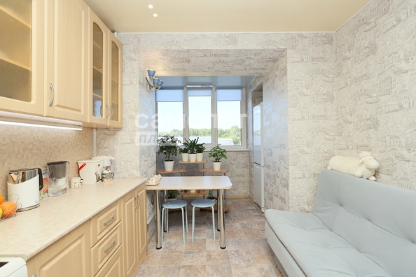 
  Продается 2-комн. квартира, 45.4 м², Глинки ул, д. 5
. Фото 2.