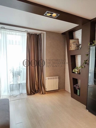 
  Продается 3-комн. квартира, 102 м², Шахтеров пр-кт, д. 70
. Фото 8.