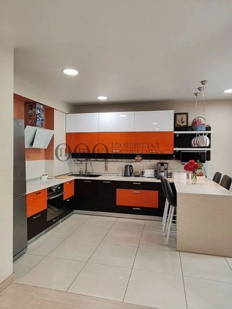 
  Продается 3-комн. квартира, 102 м², Шахтеров пр-кт, д. 70
. Фото 10.