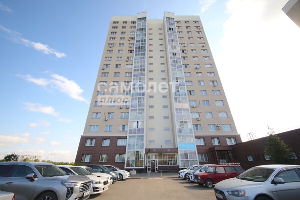 
  Продается 2-комн. квартира, 57 м², Строителей б-р, д. 57/1
. Фото 1.