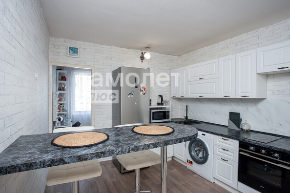 
  Продается 3-комн. квартира, 46.9 м², Строителей б-р, д. 56/2
. Фото 10.