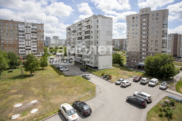 
  Продается 4-комн. квартира, 81.6 м², Молодежный пр-кт, д. 11
. Фото 1.
