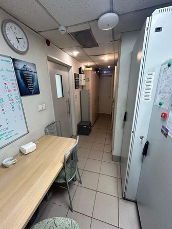 
  Продается офис, 94.7 м², Октябрьская ул
. Фото 8.