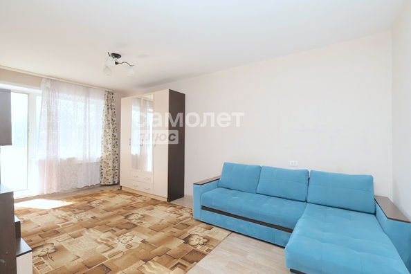 
  Продается 1-комн. квартира, 30.3 м², Строителей б-р, д. 12
. Фото 1.