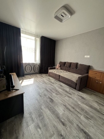 
  Продается 2-комн. квартира, 58.4 м², Гурьевская ул, д. 14
. Фото 5.
