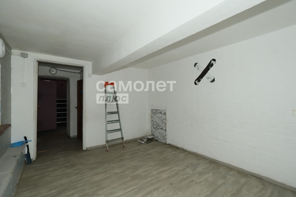 
  Продается универсальное помещение, 210 м², Николая Островского ул, д. 31
. Фото 2.