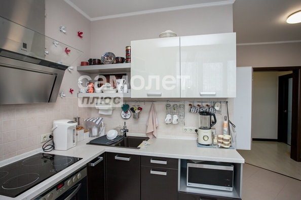 
  Продается 2-комн. квартира, 75.7 м², Октябрьский пр-кт, д. 36в
. Фото 11.