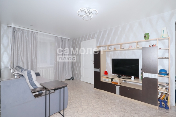 
  Продается 2-комн. квартира, 43 м², 40 лет Октября ул, д. 29
. Фото 2.