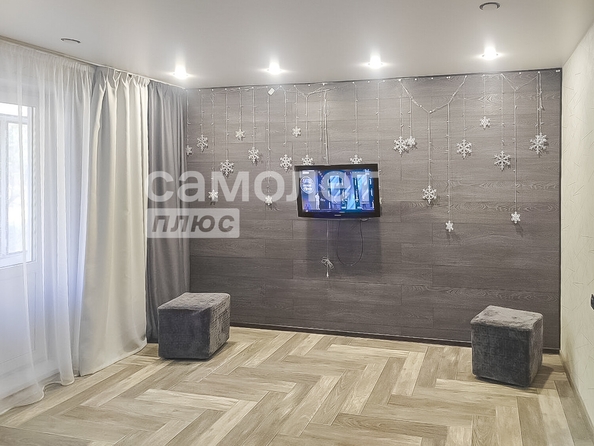 
  Продается 2-комн. квартира, 52.6 м², Киевская ул, д. 61
. Фото 2.