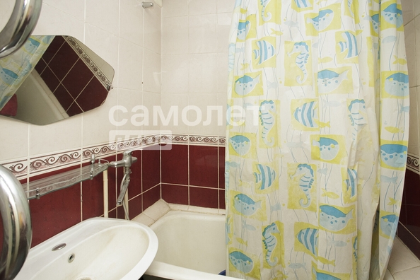 
  Продается 3-комн. квартира, 58.3 м², Сергея Тюленина ул, д. 4
. Фото 13.