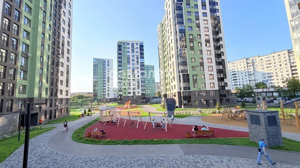 
  Продается 3-комн. квартира 61.2 м², в ЖК Парковый, дом 1. Фото 1.