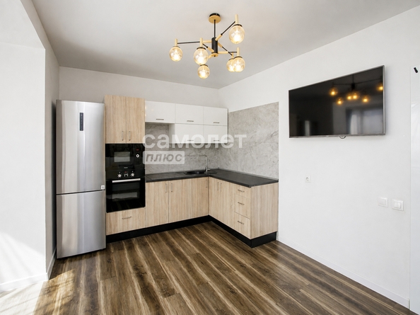 
  Продается 2-комн. квартира 80 м², в ЖК Томь, дом 15 корпус 1. Фото 6.