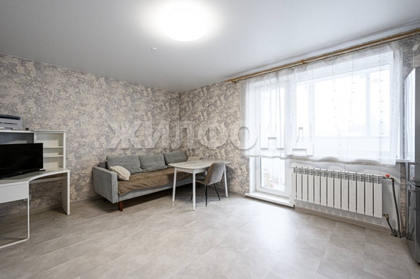 
   Продам 1-комнатную, 50.9 м², Кирова ул, 242

. Фото 3.
