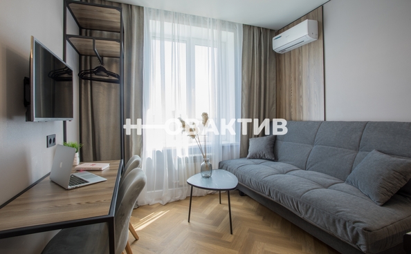 
   Продам 3-комнатную, 49.9 м², Большевистская ул, 37

. Фото 1.