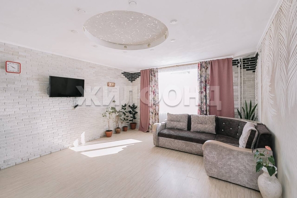 
   Продам 1-комнатную, 41 м², Зорге ул, 88

. Фото 2.