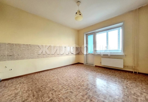 
   Продам 3-комнатную, 72.7 м², Титова ул, 236/1

. Фото 1.