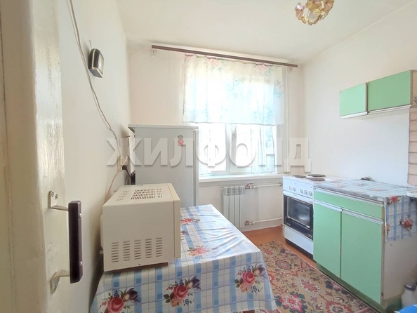 
   Продам 1-комнатную, 28.9 м², Ветеранов Войны б-р, 16

. Фото 3.