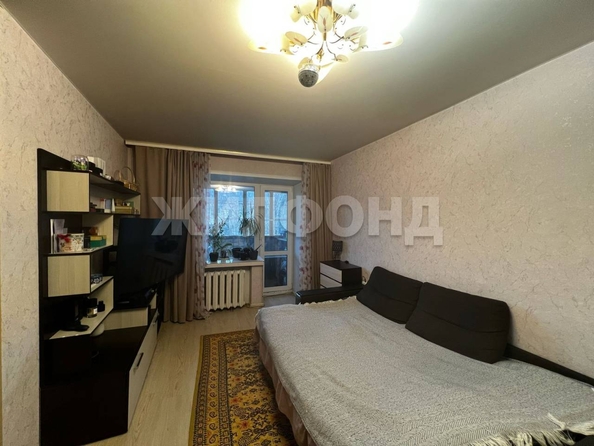 
   Продам 1-комнатную, 32.9 м², Ватутина ул, 18А

. Фото 3.