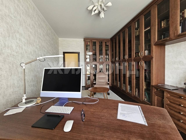 
  Продается 3-комн. квартира, 121.8 м², Крылова ул, д. 7/1
. Фото 13.