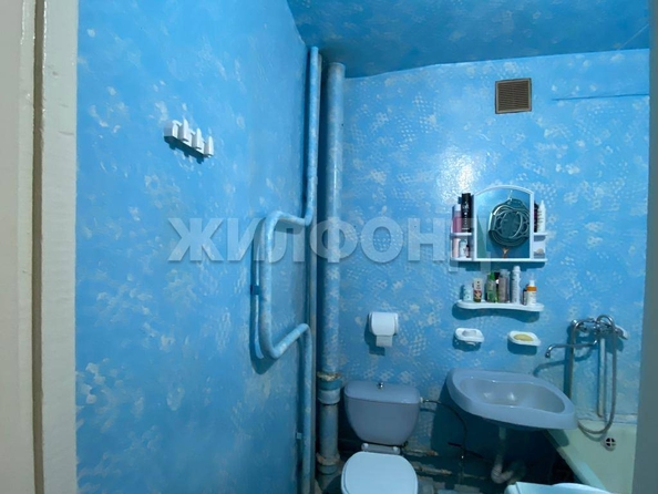 
   Продам 1-комнатную, 27.3 м², Есенина ул, 10/1

. Фото 5.