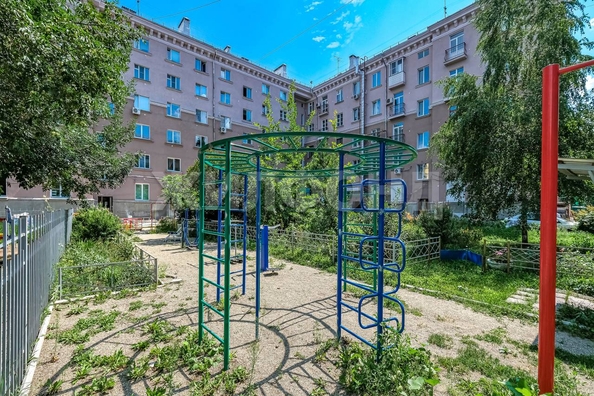 
  Продается 1-комн. квартира, 39.7 м², Красный пр-кт, д. 73
. Фото 2.