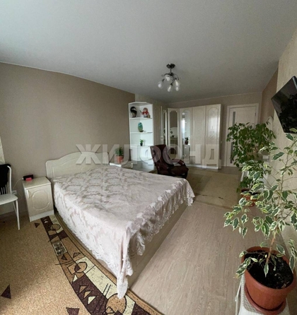 
   Продам 2-комнатную, 64.3 м², 2-я Обская ул, 69/2

. Фото 11.