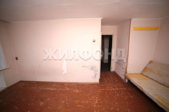 
   Продам 2-комнатную, 40.7 м², Бурденко ул, 9

. Фото 3.