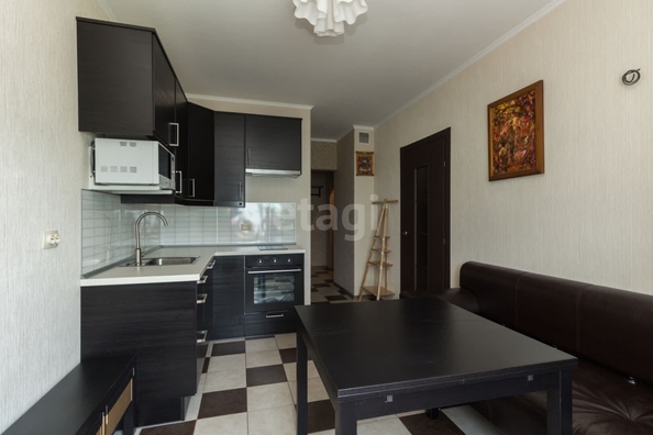
   Продам 1-комнатную, 42.4 м², Татьяны Снежиной ул, 41

. Фото 3.
