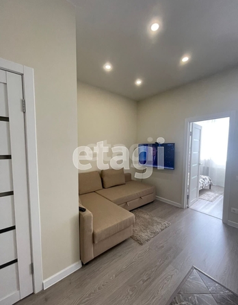 
   Продам 2-комнатную, 42 м², Аникина ул, 16

. Фото 10.