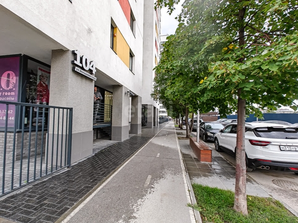 
   Продам 3-комнатную, 80 м², Большевистская ул, 104

. Фото 37.