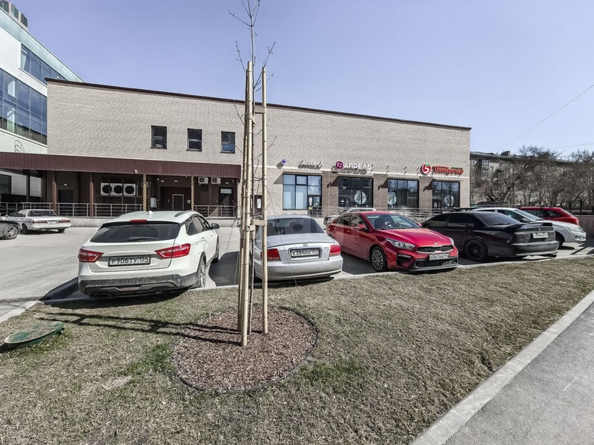 
   Продам 4-комнатную, 132 м², Обская ул, 50/1

. Фото 35.