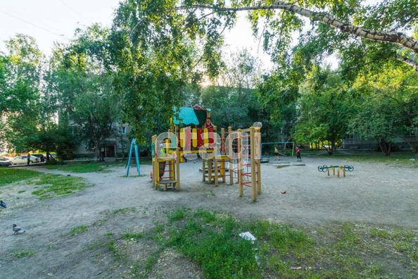 
   Продам 3-комнатную, 59.3 м², Курганская ул, 38

. Фото 27.