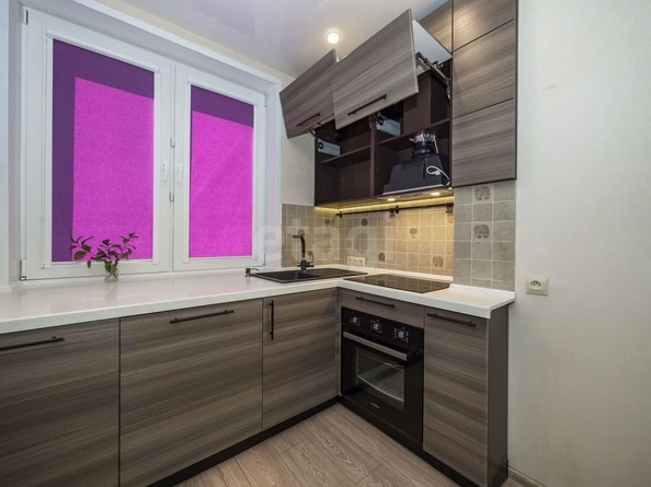 
   Продам 1-комнатную, 33 м², Танковая ул, 32

. Фото 4.