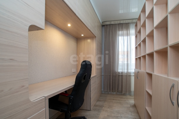 
   Продам 4-комнатную, 144.9 м², Вертковская ул, 42

. Фото 7.
