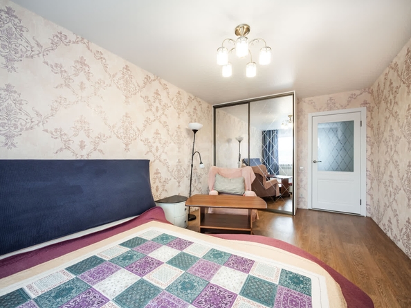 
   Продам 2-комнатную, 46.6 м², Дзержинского пр-кт, 11

. Фото 3.