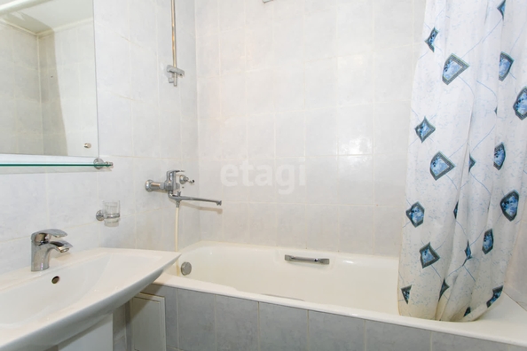 
   Продам 5-комнатную, 140 м², Обогатительная ул, 4

. Фото 10.