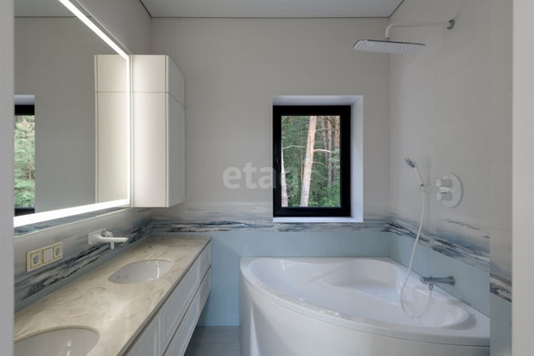 
   Продам дом, 400 м², Новосибирск

. Фото 24.