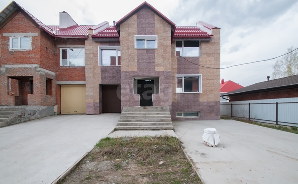
   Продам таунхаус, 161 м², Новосибирск

. Фото 1.