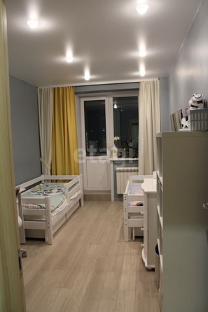
   Продам 2-комнатную, 31.8 м², Выборная ул, 91/4

. Фото 8.