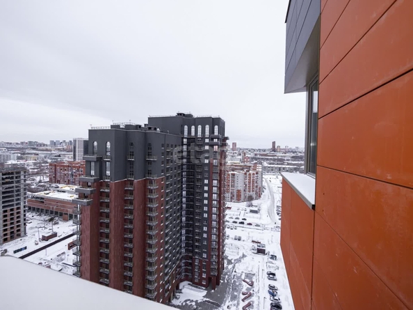 
   Продам 2-комнатную, 43.5 м², Владимира Заровного ул, 6

. Фото 9.