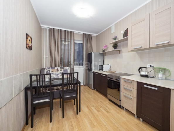 
   Продам 1-комнатную, 37.5 м², Крылова ул, 64/1

. Фото 1.