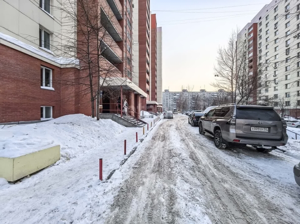 
   Продам 2-комнатную, 61.2 м², Адриена Лежена ул, 25

. Фото 35.