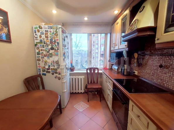
   Продам 3-комнатную, 61 м², Танкистов ул, 3

. Фото 2.