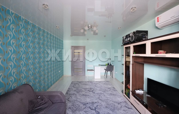 
   Продам 1-комнатную, 41 м², Зорге ул, 98

. Фото 2.