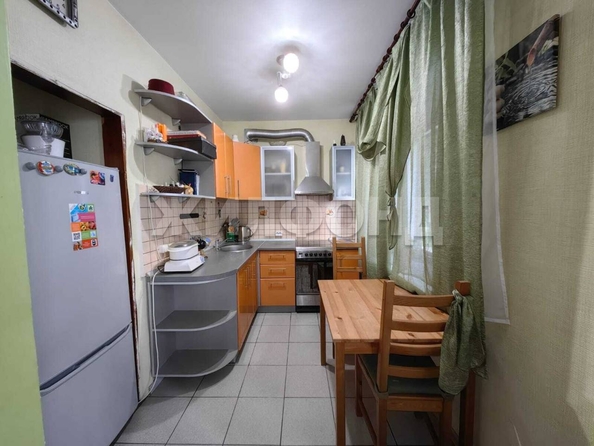 
   Продам 2-комнатную, 51 м², 2-й Римского-Корсакова пер, 11

. Фото 4.