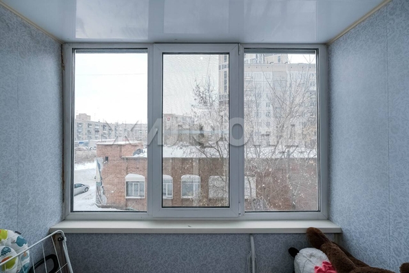 
   Продам 3-комнатную, 58.8 м², Кошурникова ул, 18

. Фото 2.