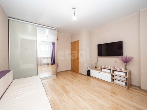 
  Продается 1-комн. квартира, 35 м², В. Высоцкого ул, д. 43
. Фото 2.
