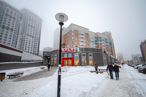 
   Продам 1-комнатную, 42.43 м², Семьи Шамшиных ул, 91

. Фото 6.