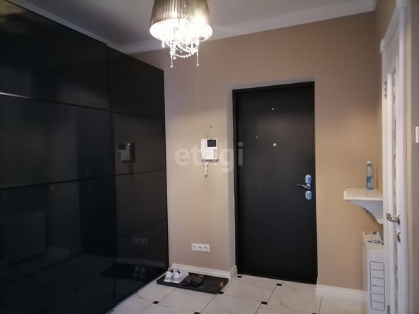 
   Продам 3-комнатную, 107.2 м², 6-й микрорайон, 15

. Фото 30.